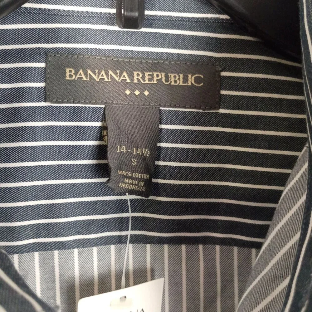 Banana Republic Slim Fit Dress Shirt S 14-14.5 Blue Stripe NWT Wrinkle